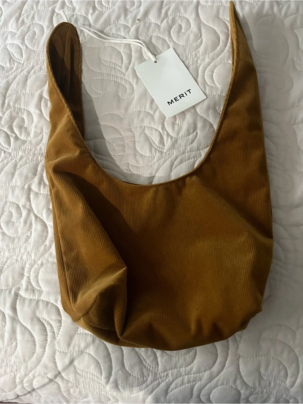 NWT Merit The Signature Make Up Bag